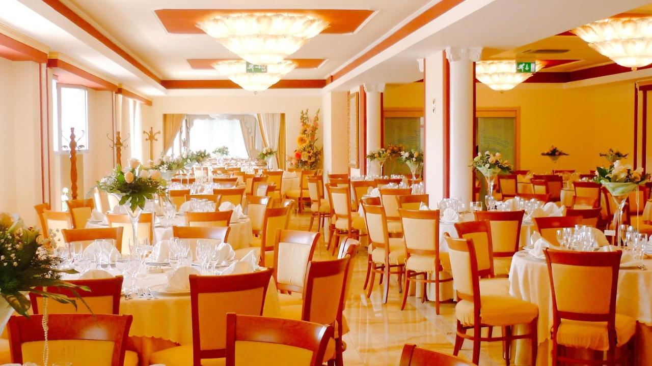 Paradiso Hotel Ristorante Riaci Capo Exteriör bild