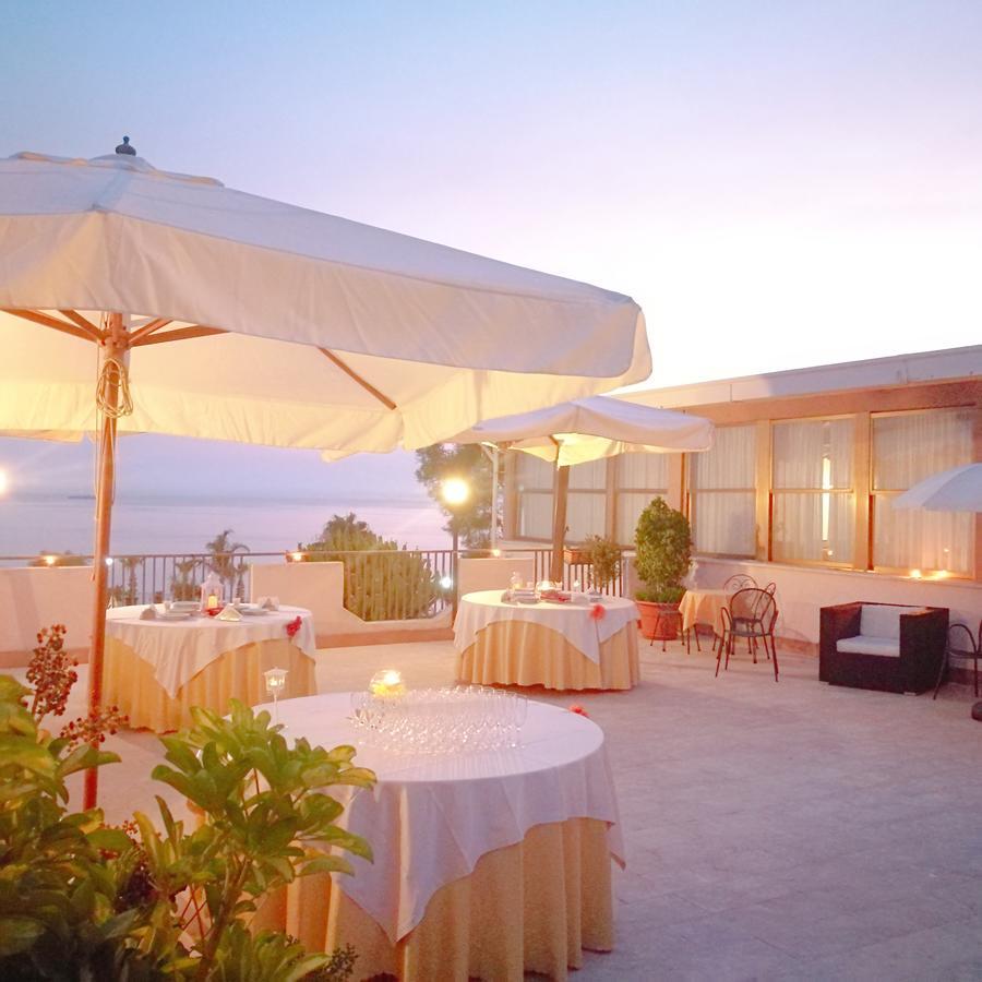 Paradiso Hotel Ristorante Riaci Capo Exteriör bild