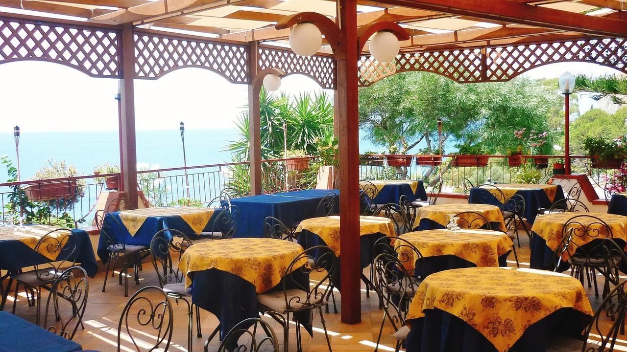 Paradiso Hotel Ristorante Riaci Capo Exteriör bild